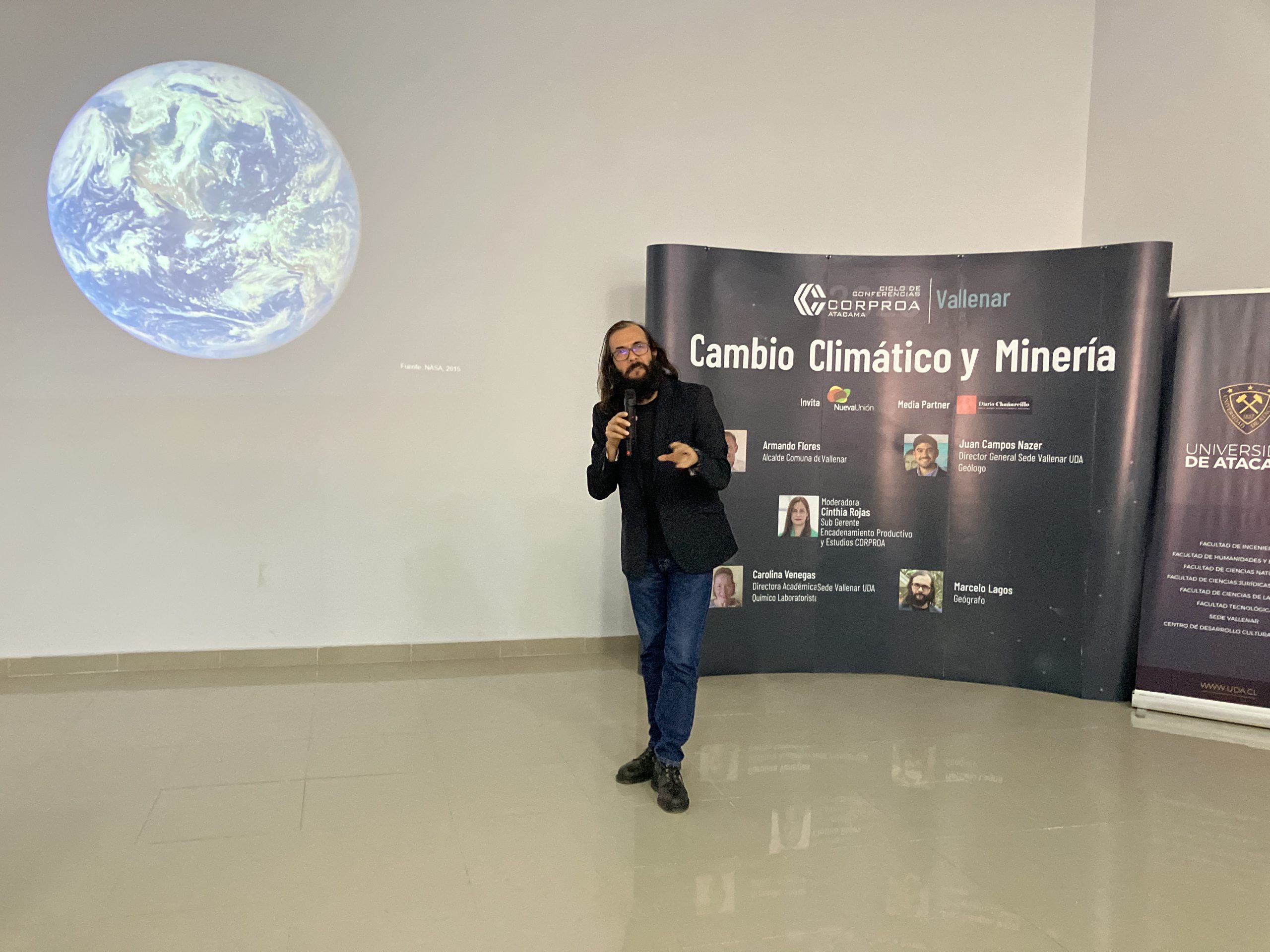 Geógrafo Marcelo Lagos realizó exitosa charla en Vallenar