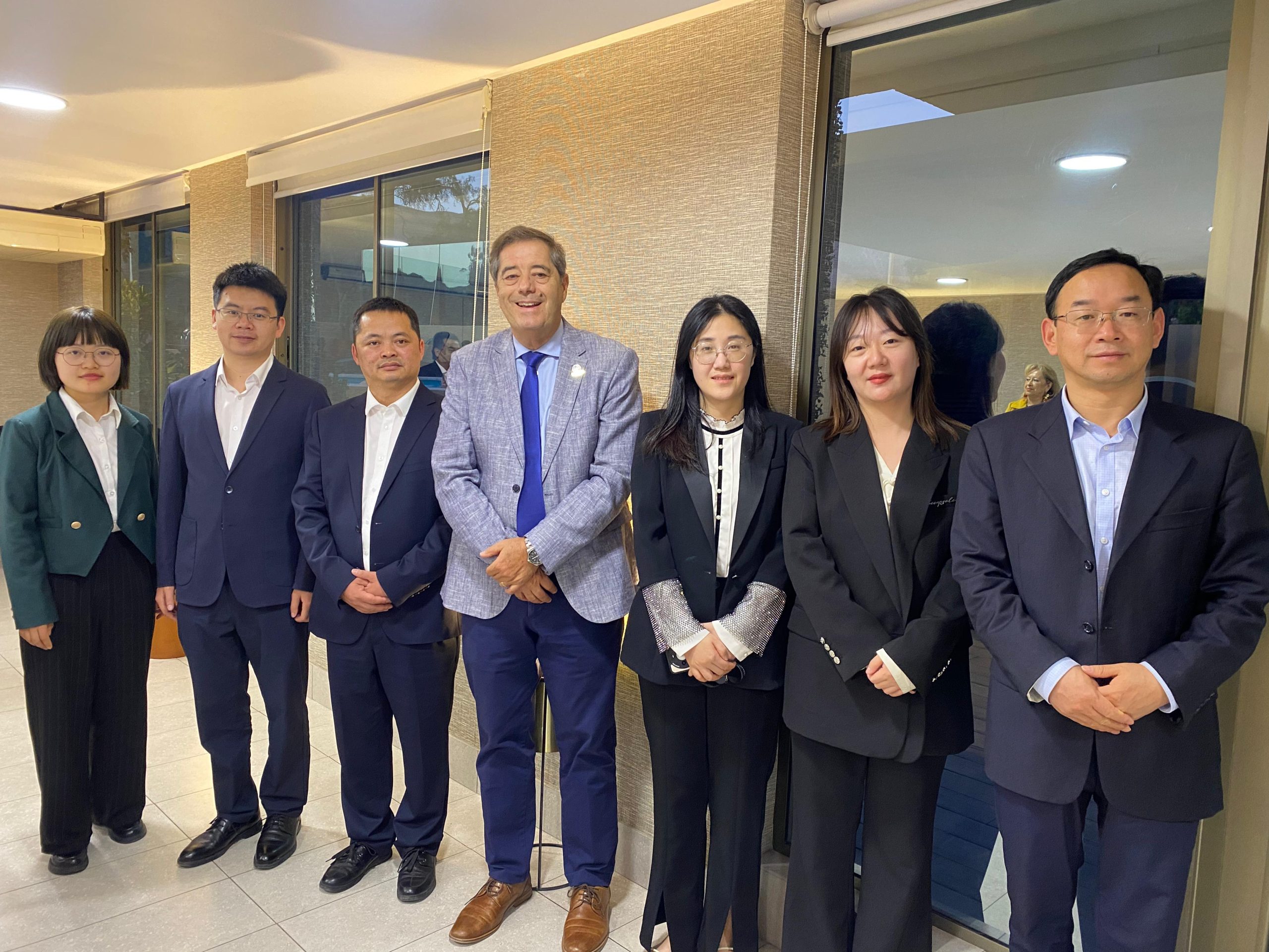 Autoridades, CORPROA y gremios de Atacama se reunieron con delegación de la ciudad de Mianyang